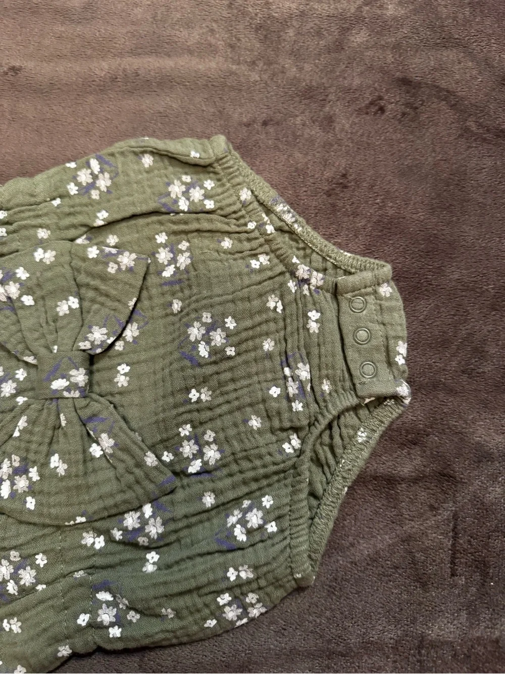 Grayson Collective soft olive